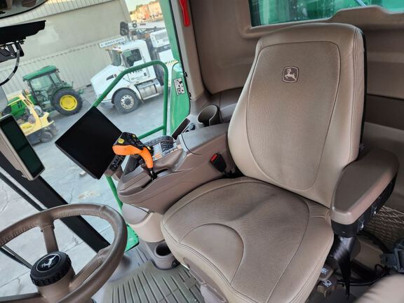 2024 John Deere S780 Combine