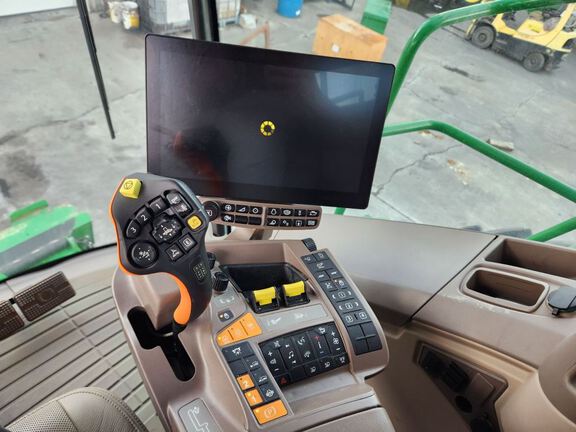 2024 John Deere S780 Combine