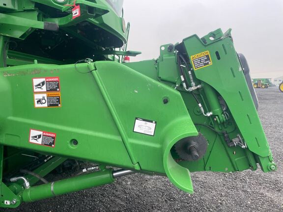 2024 John Deere S780 Combine