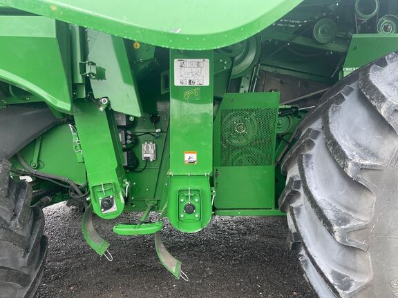 2024 John Deere S780 Combine