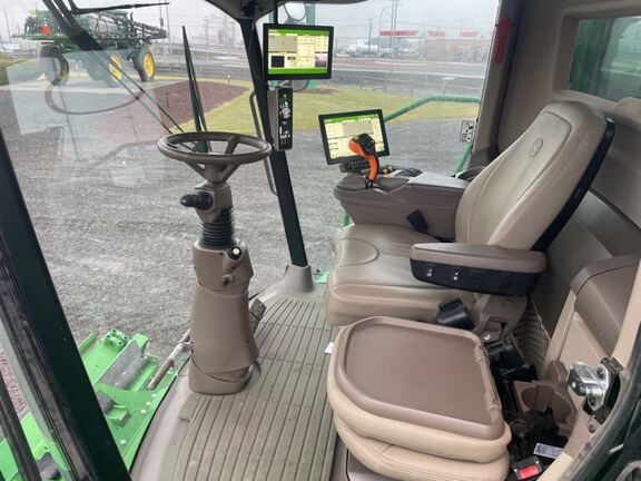 2024 John Deere S780 Combine