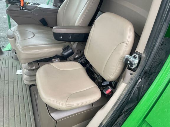 2024 John Deere S780 Combine