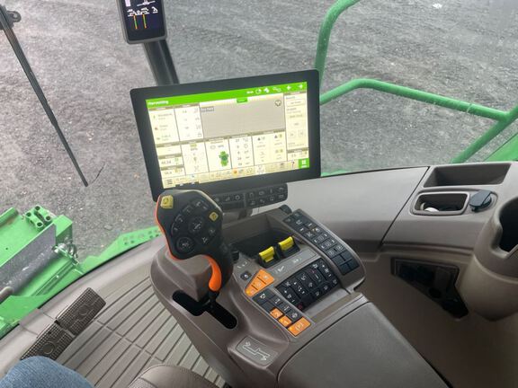 2024 John Deere S780 Combine