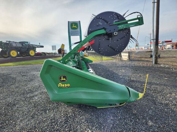 2024 John Deere HD35R Header Combine