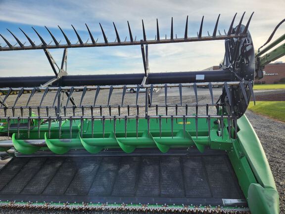 2024 John Deere HD35R Header Combine