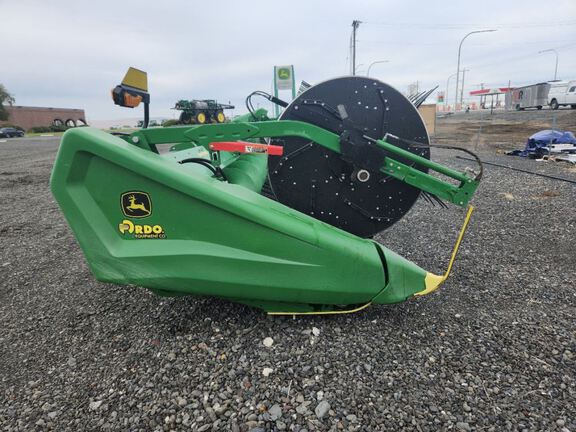 2024 John Deere HD35R Header Combine