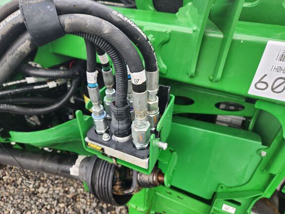 2024 John Deere HD35R Header Combine