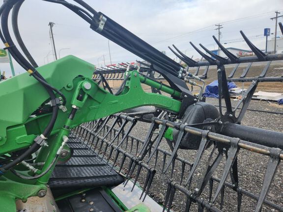 2024 John Deere HD35R Header Combine