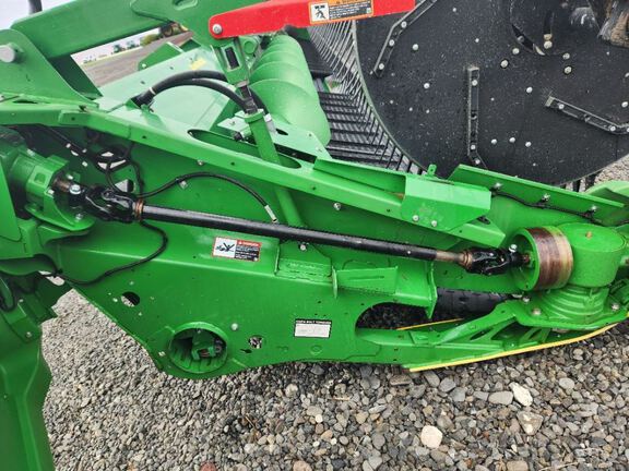 2024 John Deere HD35R Header Combine