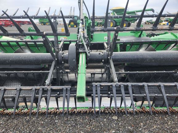 2024 John Deere HD35R Header Combine