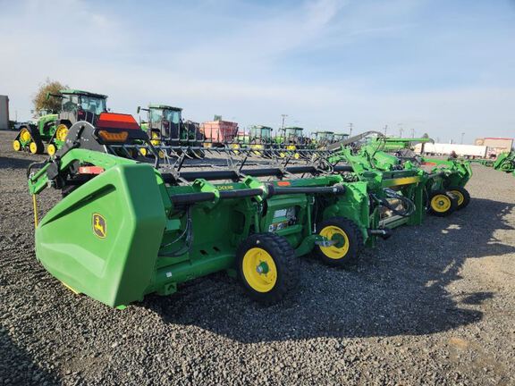 2024 John Deere HD35R Header Combine