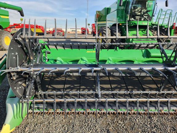 2024 John Deere HD35R Header Combine