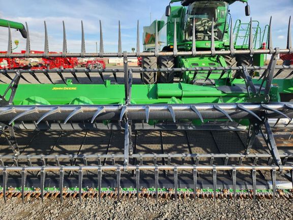 2024 John Deere HD35R Header Combine