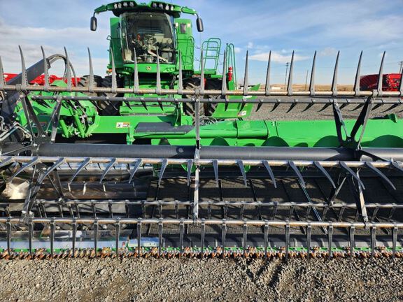 2024 John Deere HD35R Header Combine