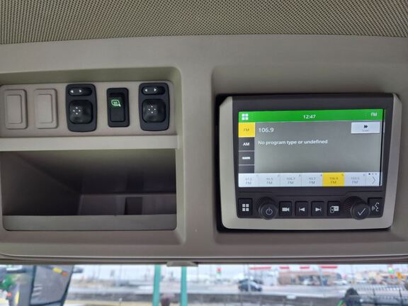 2022 John Deere 8RT 370 Tractor Rubber Track