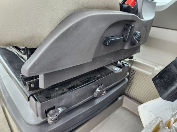 2022 John Deere 8RT 370 Tractor Rubber Track