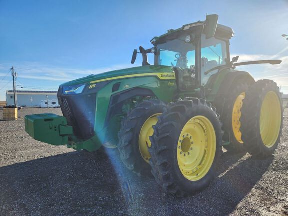 2021 John Deere 8R 370 Tractor