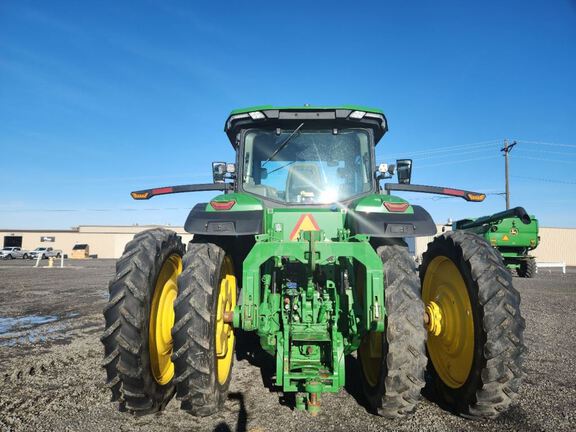 2021 John Deere 8R 370 Tractor