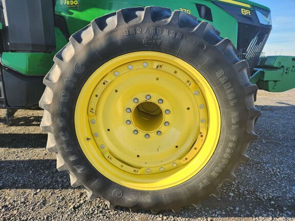 2021 John Deere 8R 370 Tractor