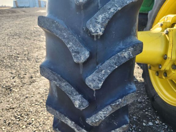 2021 John Deere 8R 370 Tractor