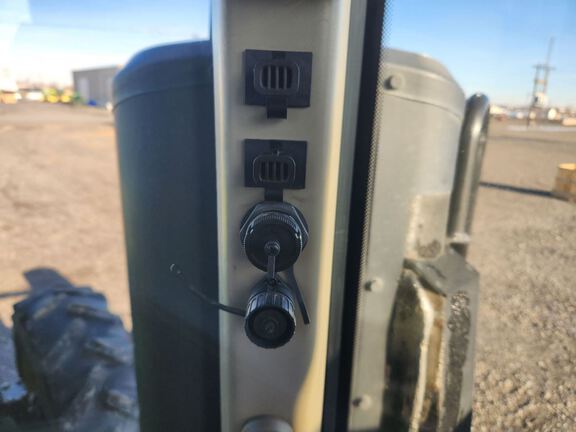 2021 John Deere 8R 370 Tractor