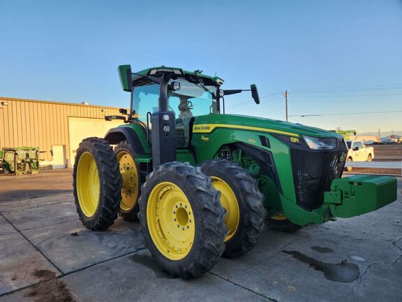 2021 John Deere 8R 370 Tractor