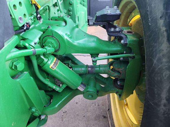 2021 John Deere 8R 370 Tractor
