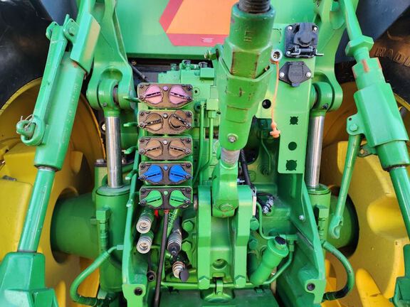 2021 John Deere 8R 370 Tractor