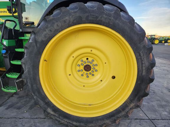 2021 John Deere 8R 370 Tractor