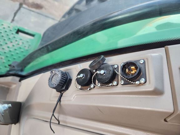 2021 John Deere 8R 370 Tractor