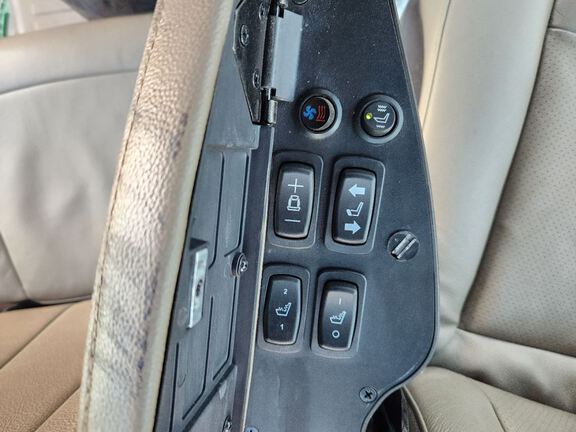 2021 John Deere 8R 370 Tractor