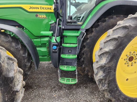 2021 John Deere 8R 370 Tractor