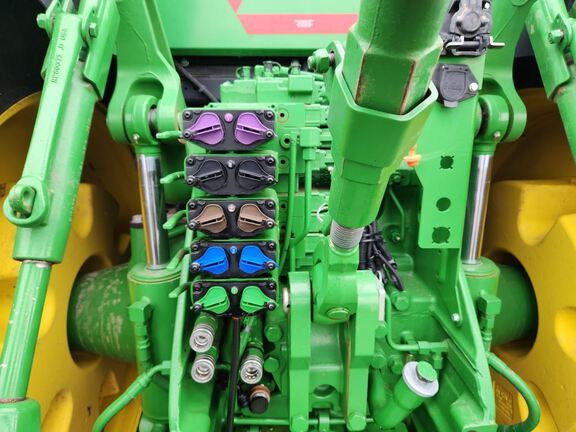 2021 John Deere 8R 370 Tractor
