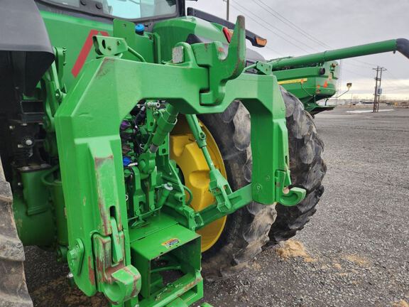 2021 John Deere 8R 370 Tractor