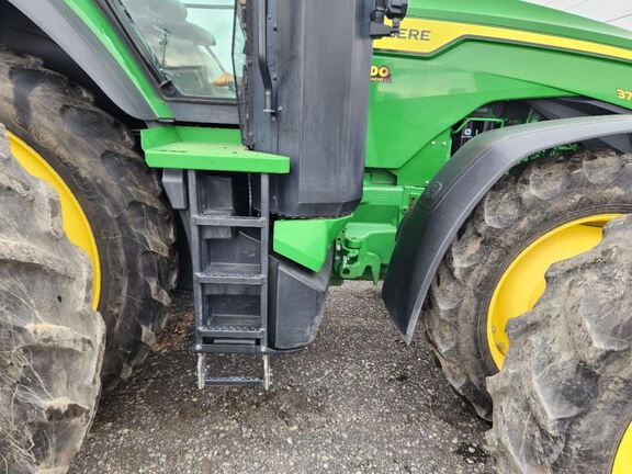 2021 John Deere 8R 370 Tractor