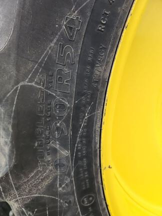 2021 John Deere 8R 370 Tractor