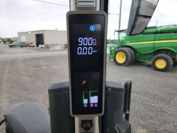 2021 John Deere 8R 370 Tractor