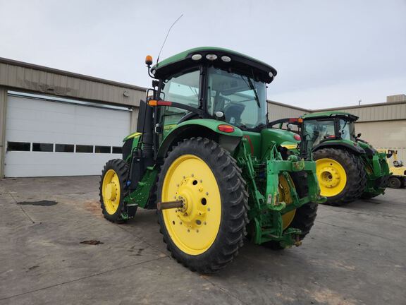 2018 John Deere 7230R Tractor