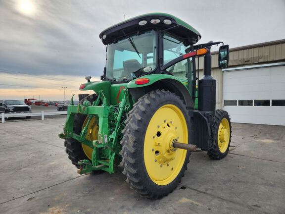 2018 John Deere 7230R Tractor