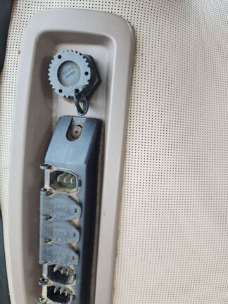 2018 John Deere 7230R Tractor