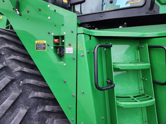 2022 John Deere 9RX 640 Tractor Rubber Track