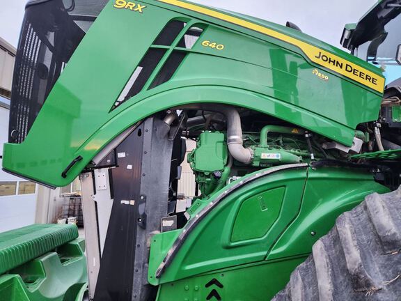 2022 John Deere 9RX 640 Tractor Rubber Track