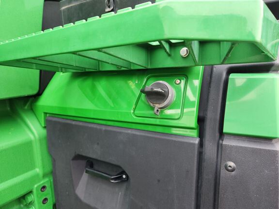 2023 John Deere 8RX 410 Tractor Rubber Track