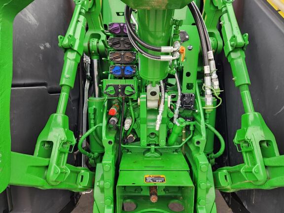 2023 John Deere 8RX 410 Tractor Rubber Track