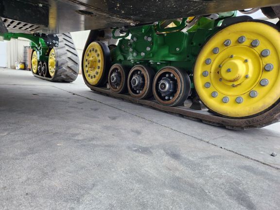 2023 John Deere 8RX 410 Tractor Rubber Track