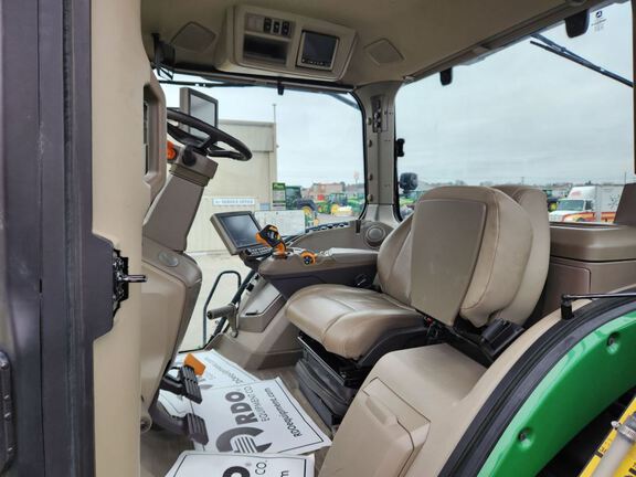 2023 John Deere 8RX 410 Tractor Rubber Track