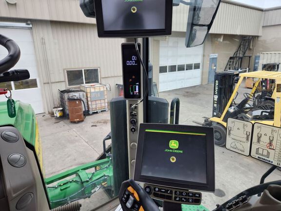 2023 John Deere 8RX 410 Tractor Rubber Track