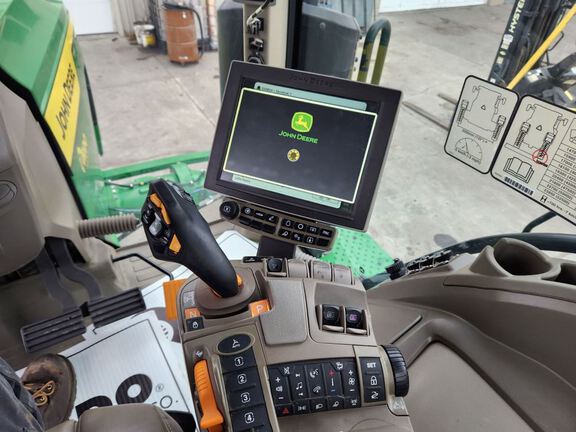 2023 John Deere 8RX 410 Tractor Rubber Track