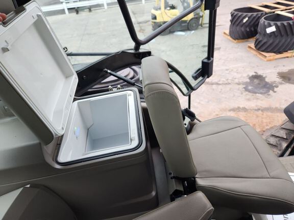 2023 John Deere 8RX 410 Tractor Rubber Track