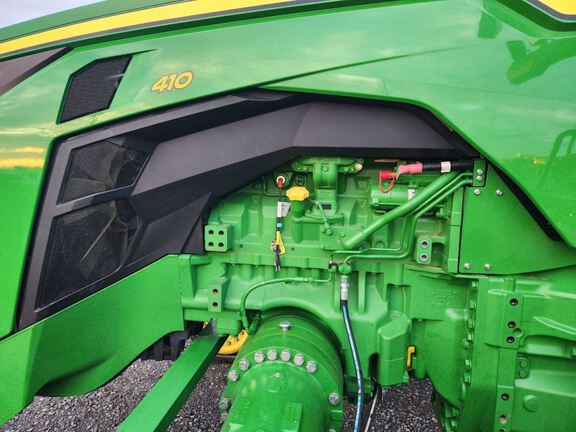 2023 John Deere 8RX 410 Tractor Rubber Track